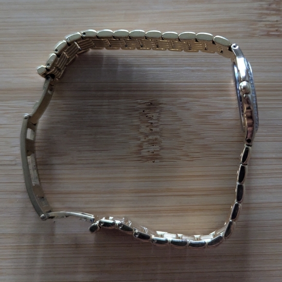 Movado Diamond Watch Women's Gold Vintage $1995 - Picture 9 of 12